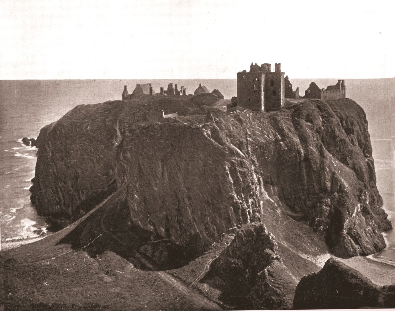 Dunnottar城堡，苏格兰斯通黑文，1894年。 作者 不明