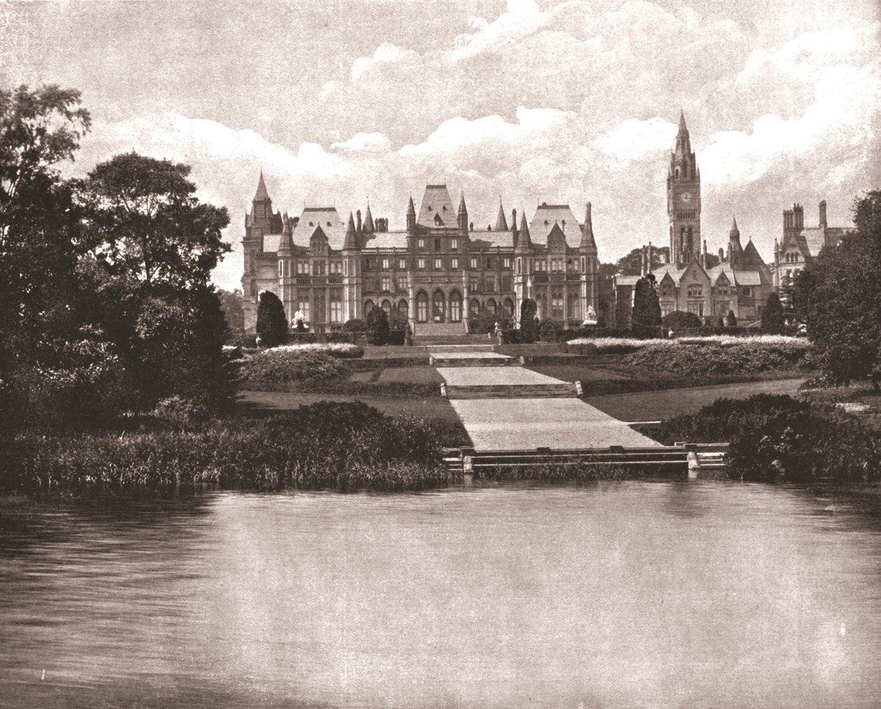 伊顿霍尔（Eaton Hall），柴郡埃克斯顿（Eccleston），1894年。 作者 不明