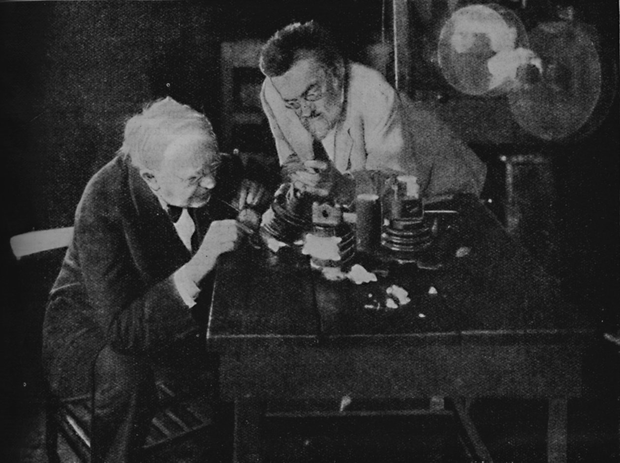 爱迪生和斯坦梅茨联手取得成功，1922年，c1925年 作者 不明