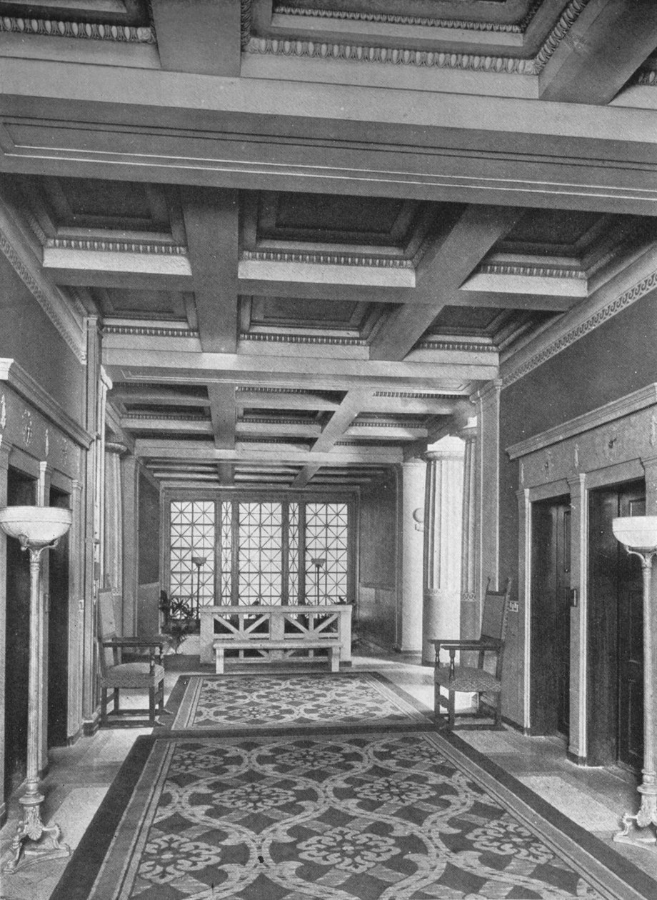 1924年，纽约市联谊俱乐部大楼一楼的电梯大厅 作者 不明
