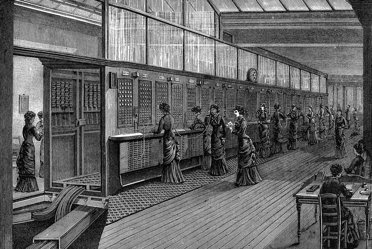 1890年在巴黎中央电话局的女话务员 作者 不明