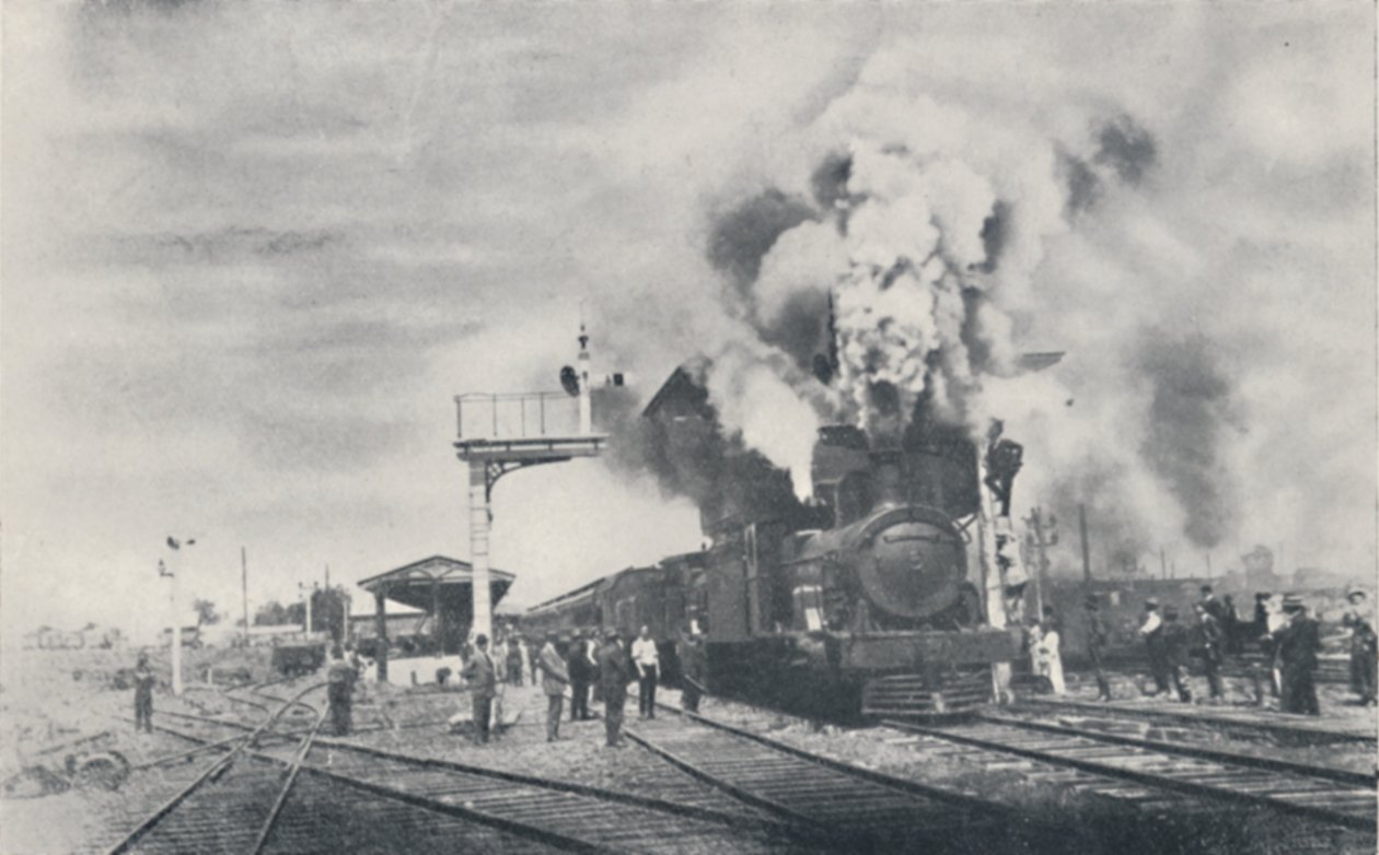离开卡尔古利的殖民间铁路首列火车，1923年。 作者 不明