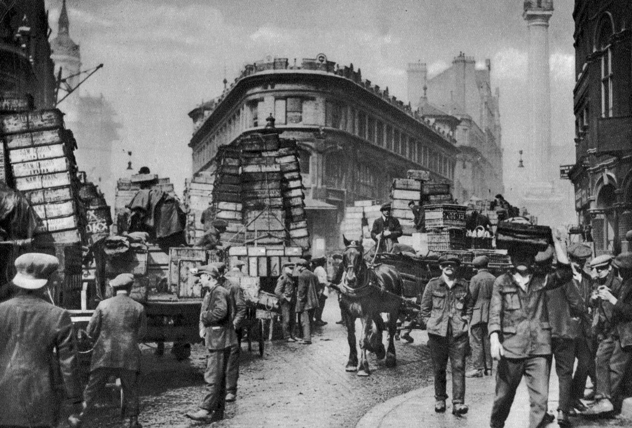 1926-1927年伦敦比林斯盖特的鱼搬运工 作者 不明