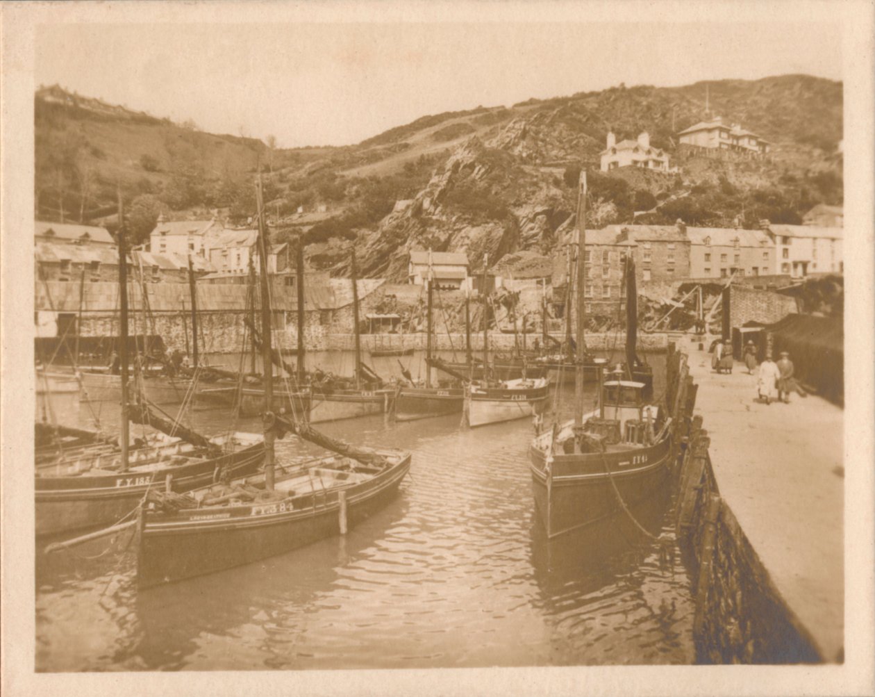 渔船-Polperro，1927年。 作者 不明