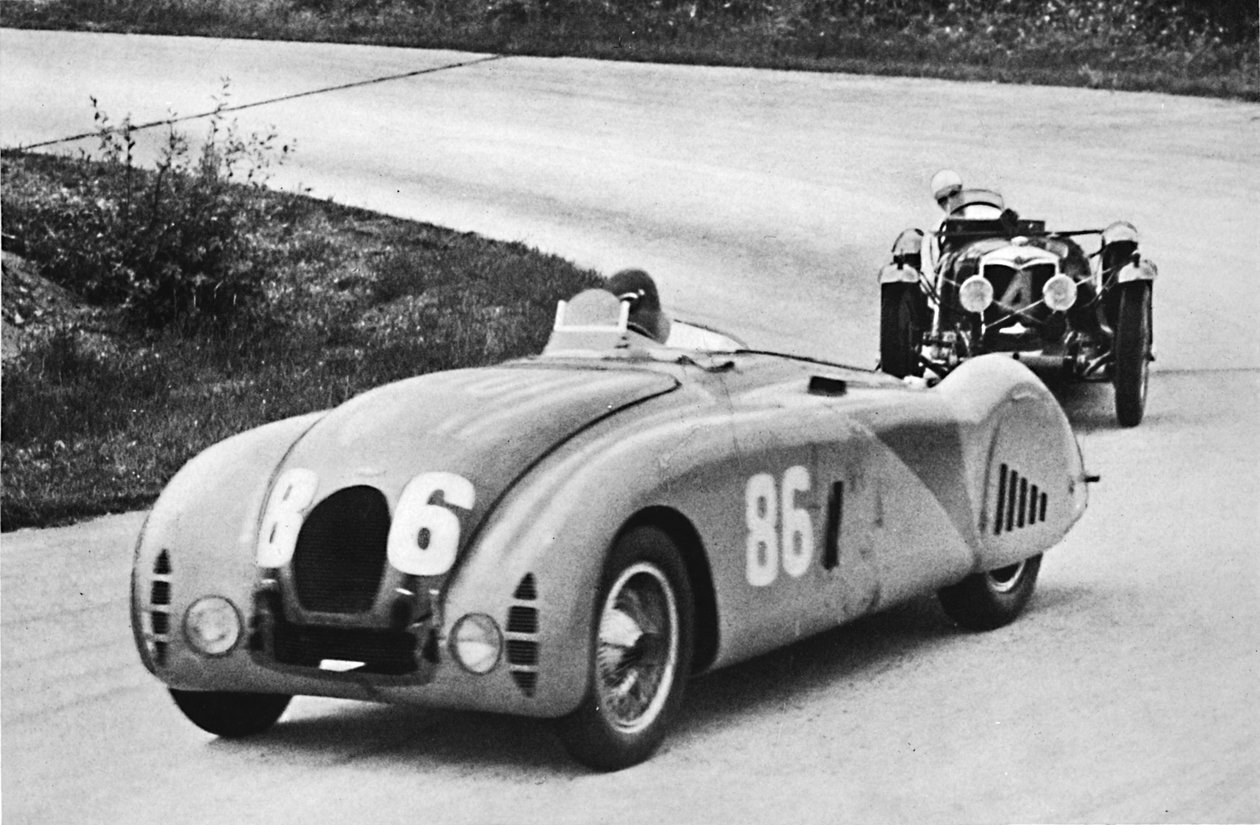 1936年法国大奖赛：新的精简布加迪赛车，随后是莱利车，1936年和1937年 作者 不明