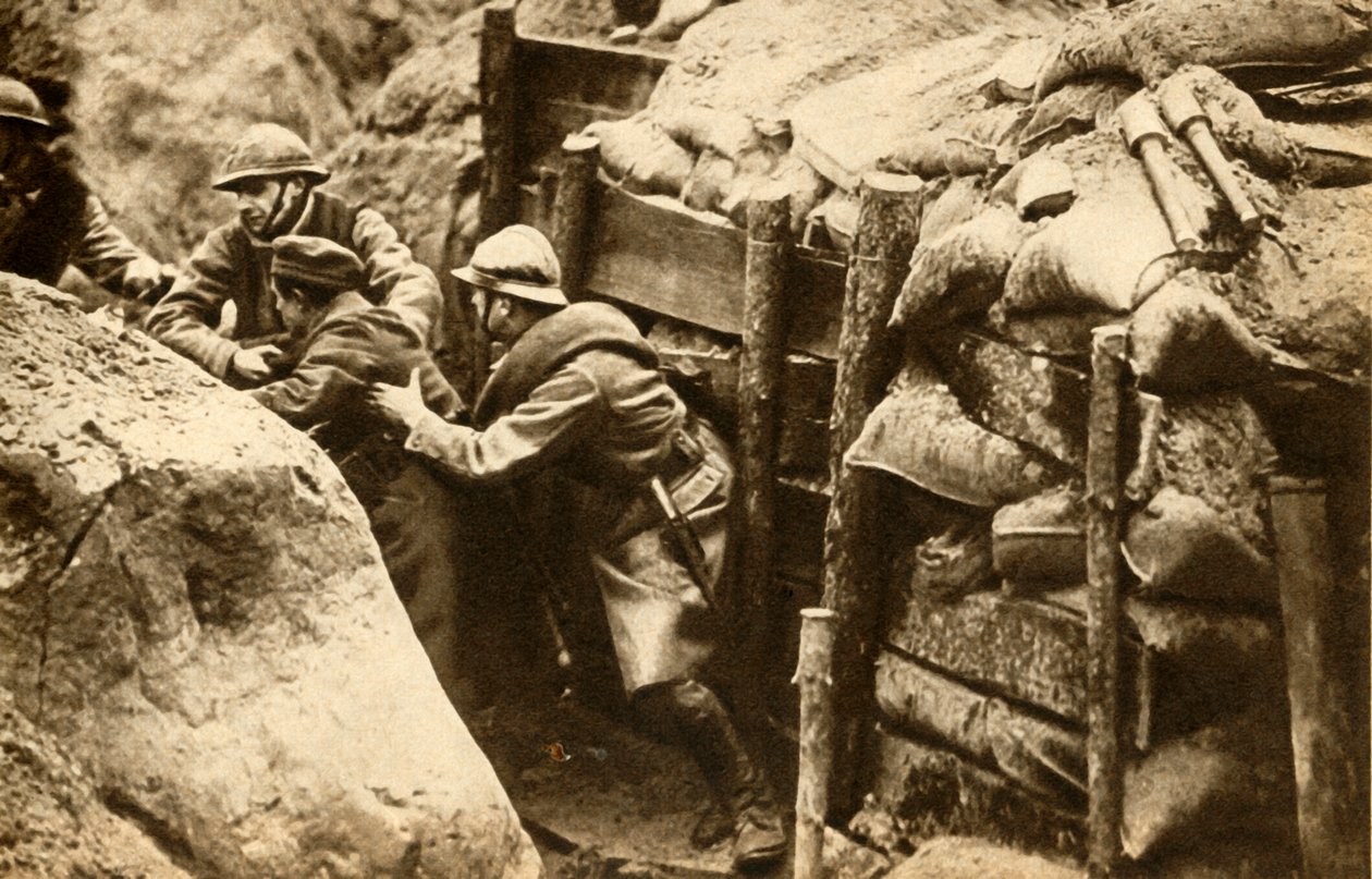 第一次世界大战，1914-1918年，法国士兵袭击了德国战trench，1933年。 作者 不明