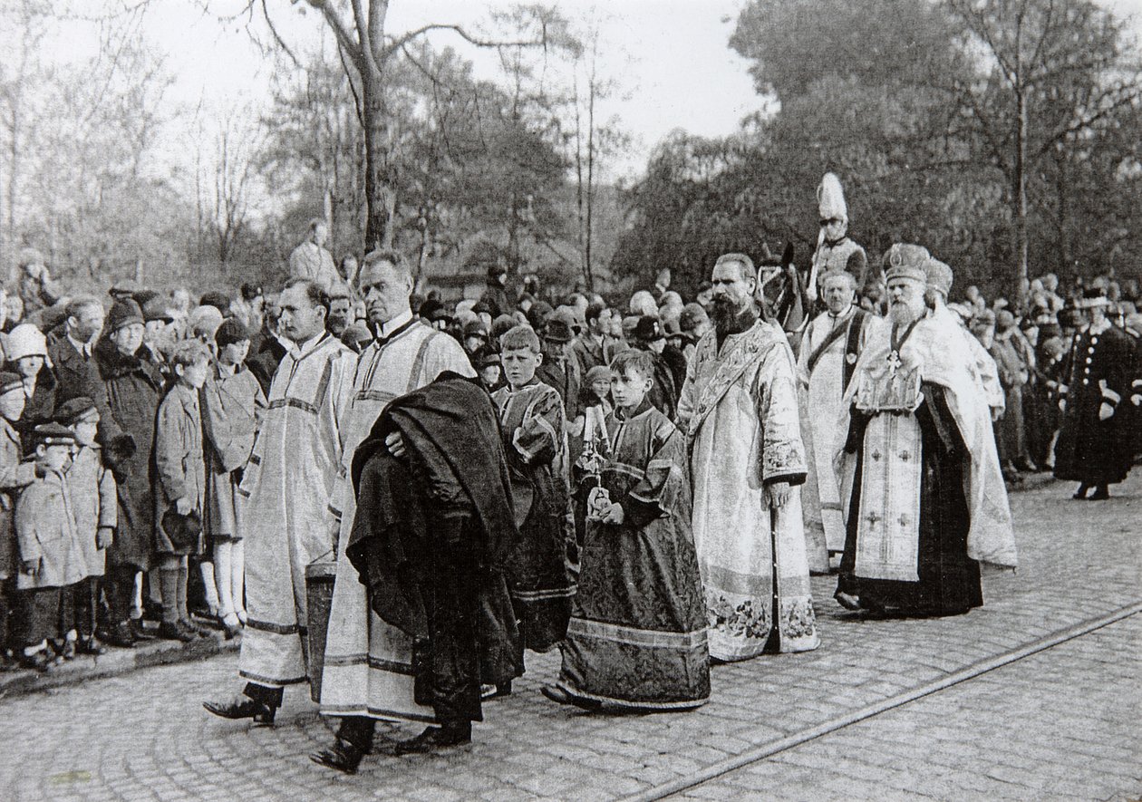 1928年10月19日在丹麦罗斯基勒举行的俄罗斯沙皇玛丽亚·费奥多罗夫娜葬礼 作者 不明