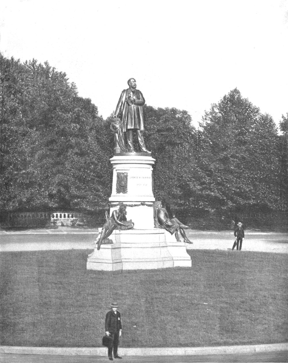 加菲猫雕像，华盛顿特区，美国，c1900。 作者 不明