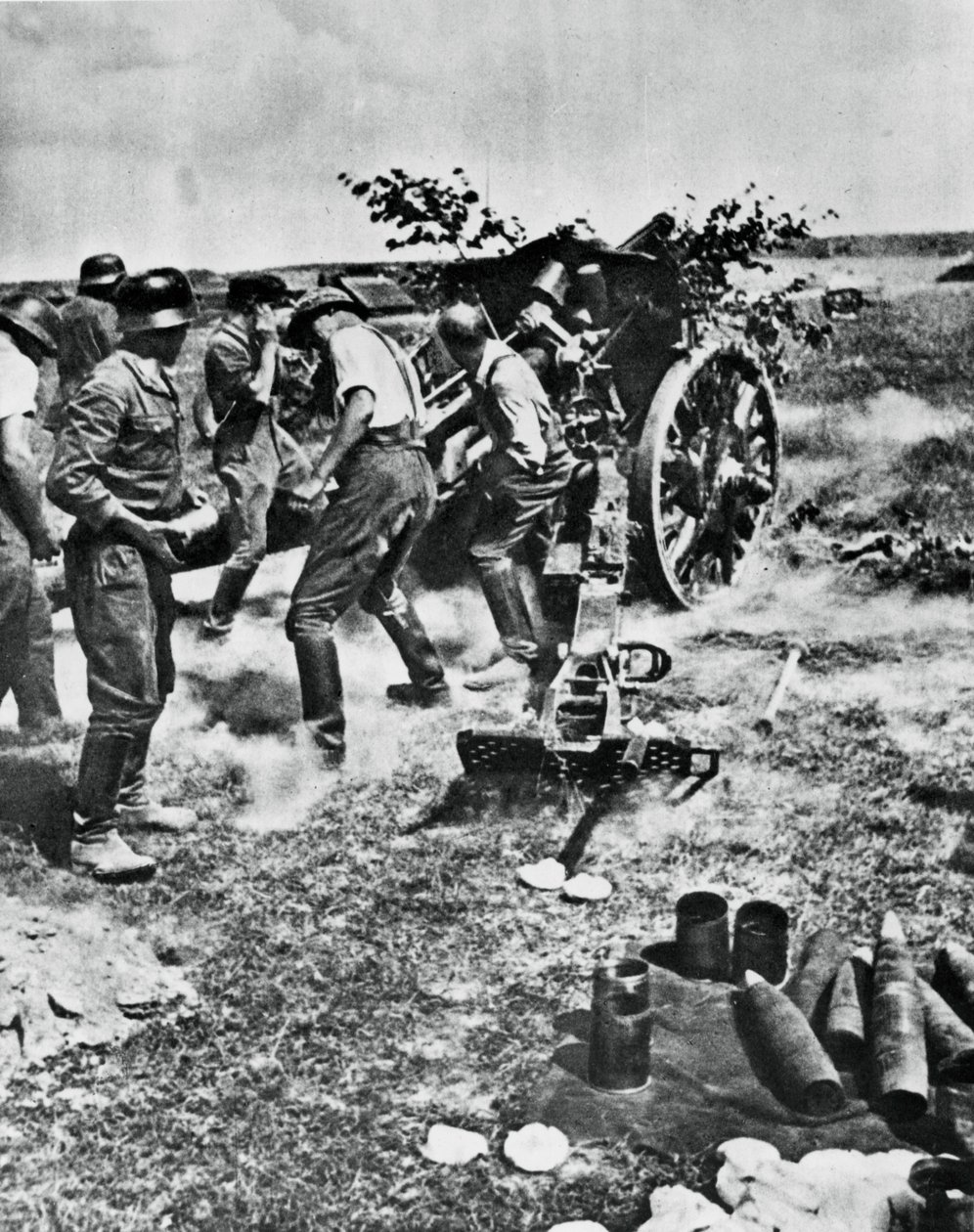 1941年德国大炮在东线行动 作者 不明