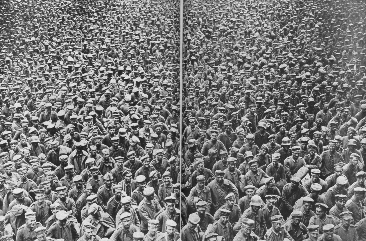 1918年8月21日至22日，法国第3军和第4军第4军俘虏了德国战俘 作者 不明