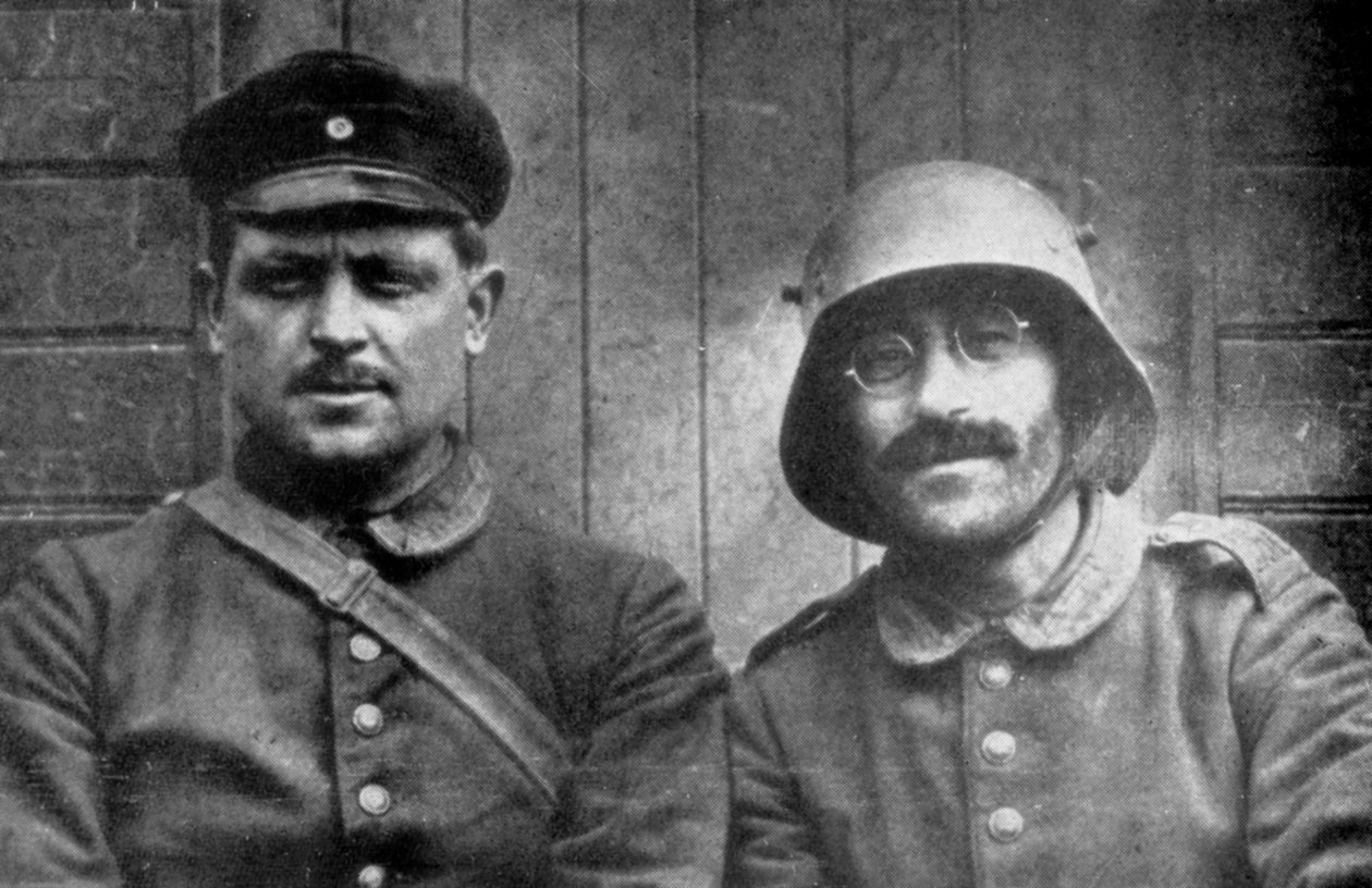 1917年第一次世界大战，法国维米，加拿大军队俘虏的德国囚犯 作者 不明