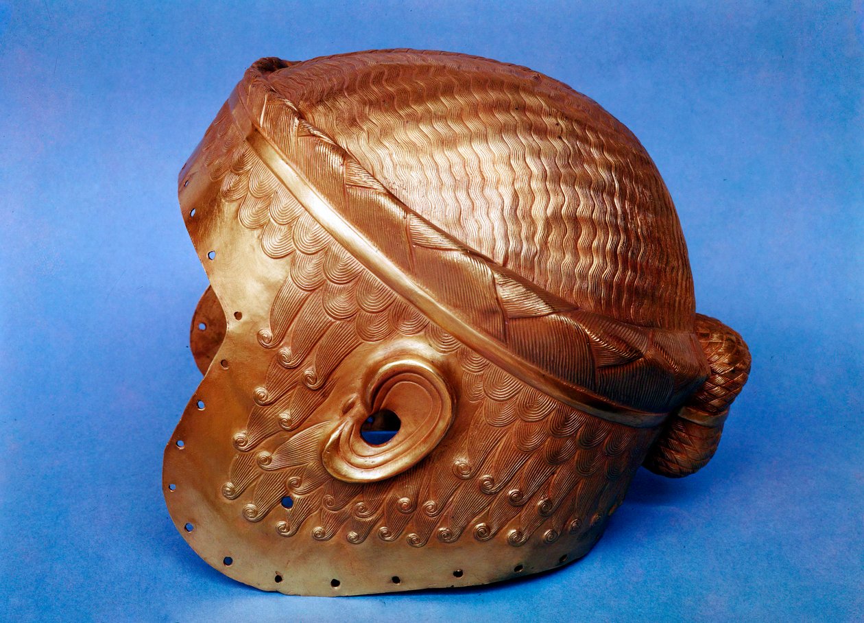 美索不达米亚的金盔，公元前2500年 作者 不明