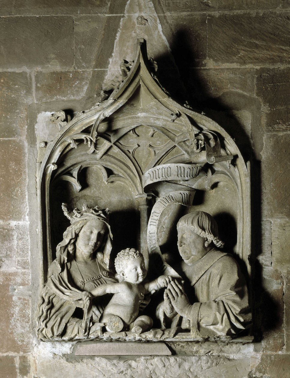 Gothic Art: epitaph of a canon Stone sculpture by Nicolas de Leiden. 1463 Cathedrale Notre Dame Strasbourg (Bas-Rhin) 作者 不明