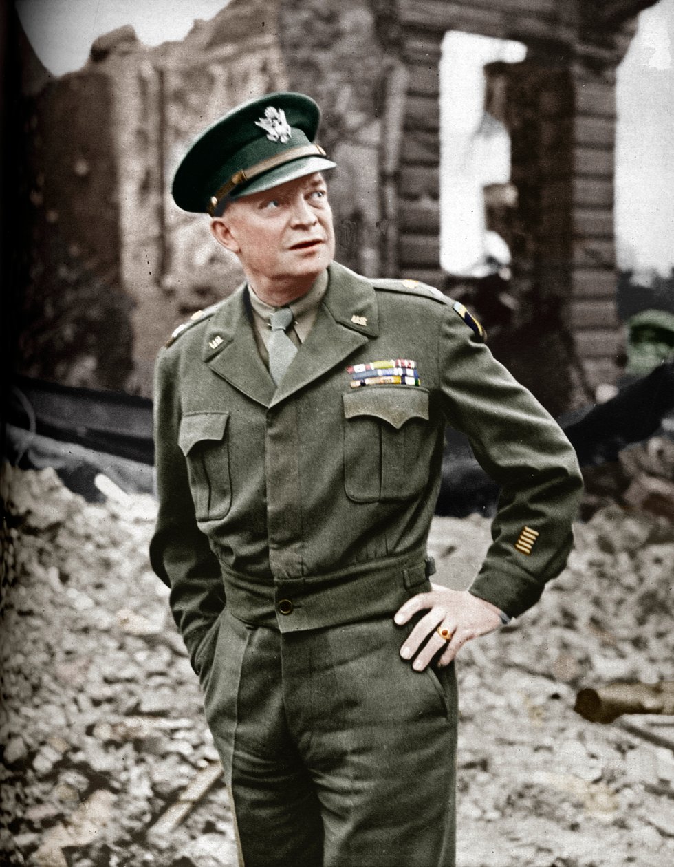他带领我们的解放军取得胜利，1945年 作者 不明