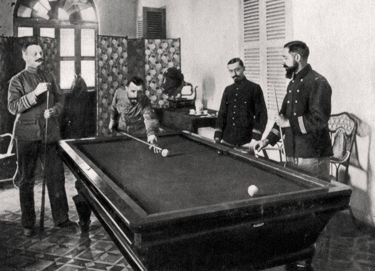 亨利·古洛（Henri Gouraud），法国士兵，打台球，1895年 作者 不明