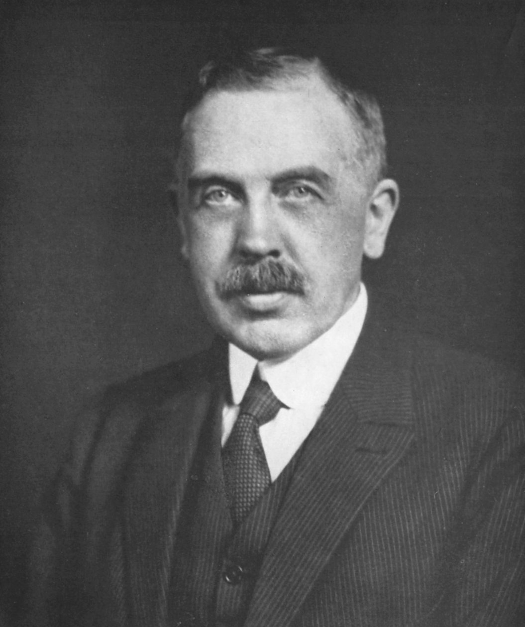 赫伯特·斯坦利·艾伦（Herbert Stanley Allen）1873-1954，英国数学家和物理学家 作者 不明
