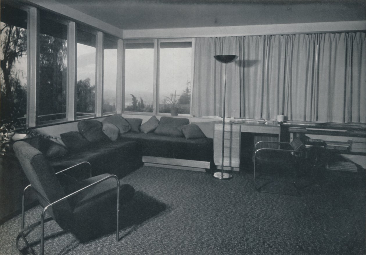 理查德·诺伊特拉（Richard J Neutra）在洛杉矶的房子。 -1942年的生活区内部照片 作者 不明