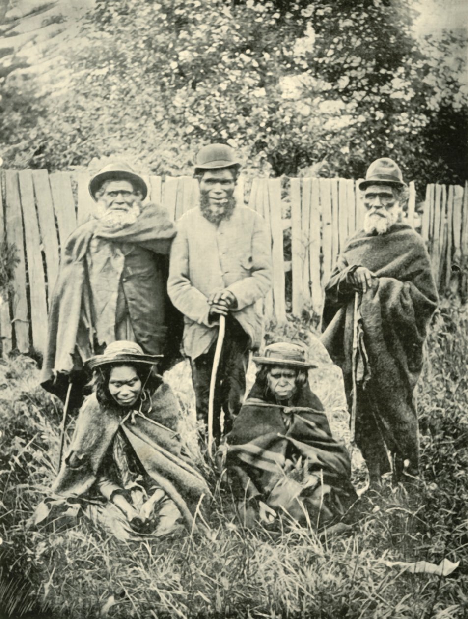 西澳大利亚州的土著人民，1901年。 作者 不明