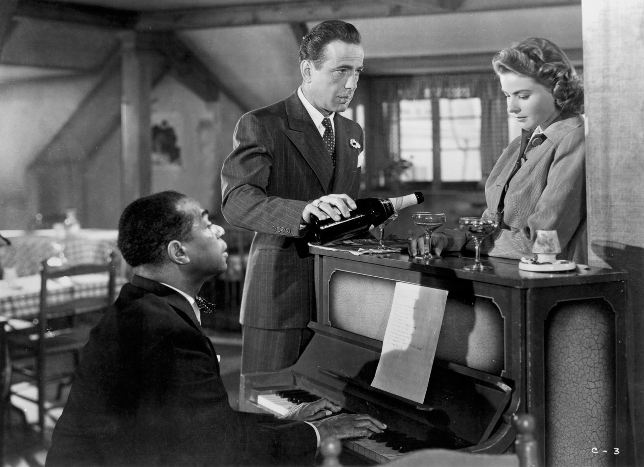 英格丽·Berg曼（Ingrid Bergman），汉弗莱·鲍嘉（Humphrey Bogart）和路易斯·阿姆斯特朗（Louis Armstrong），1942年在卡萨布兰卡 作者 不明