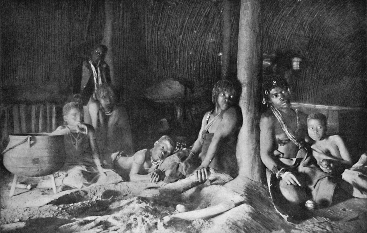 祖鲁小屋的内部，1912年 作者 不明