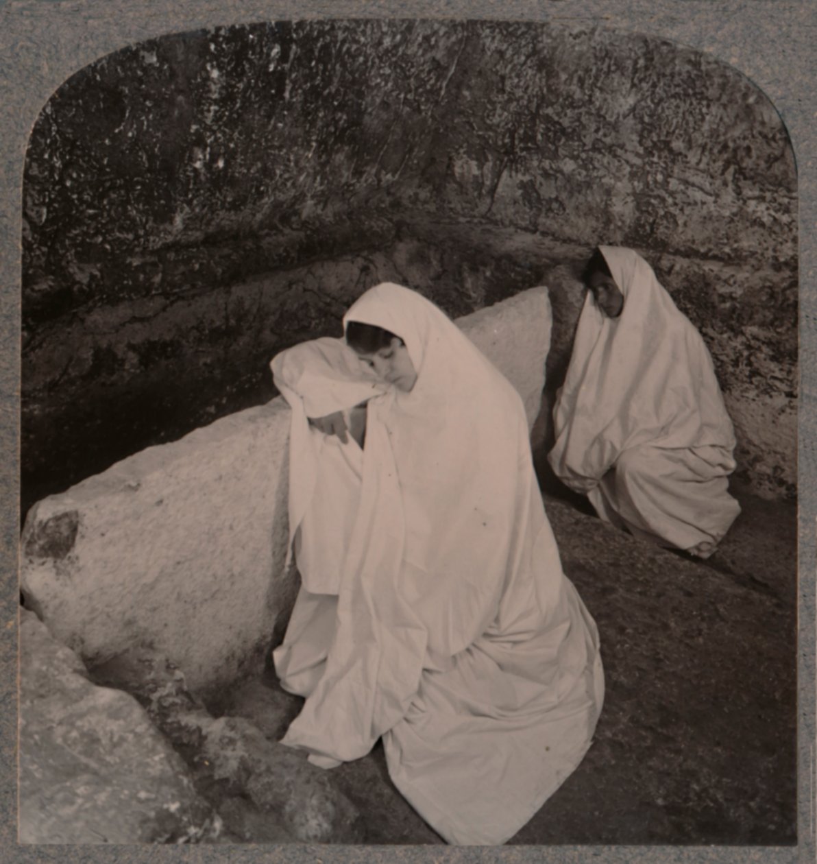 基督墓的内部，c1900 作者 不明