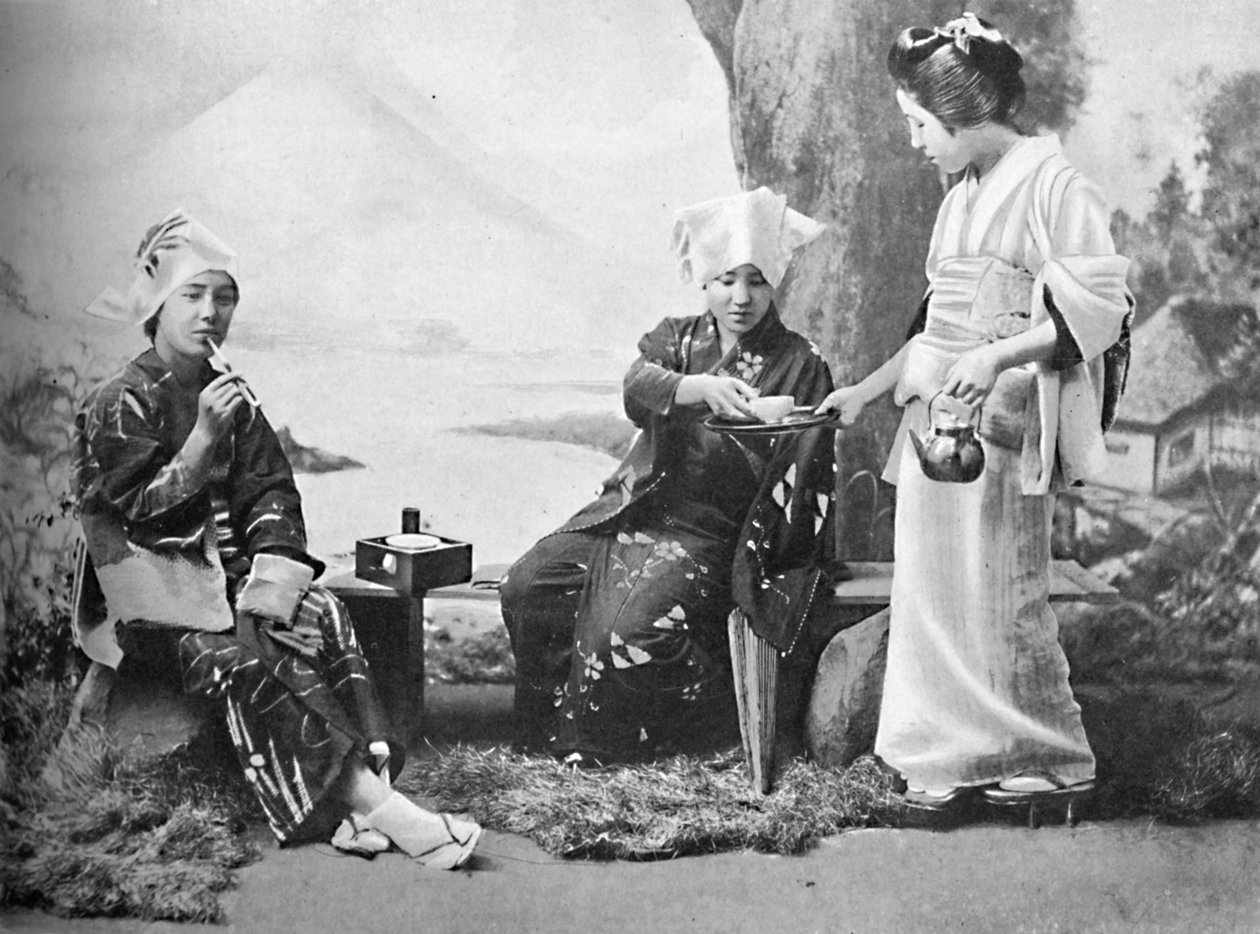 1902年，日本农民女孩在路边休息喝茶 作者 不明