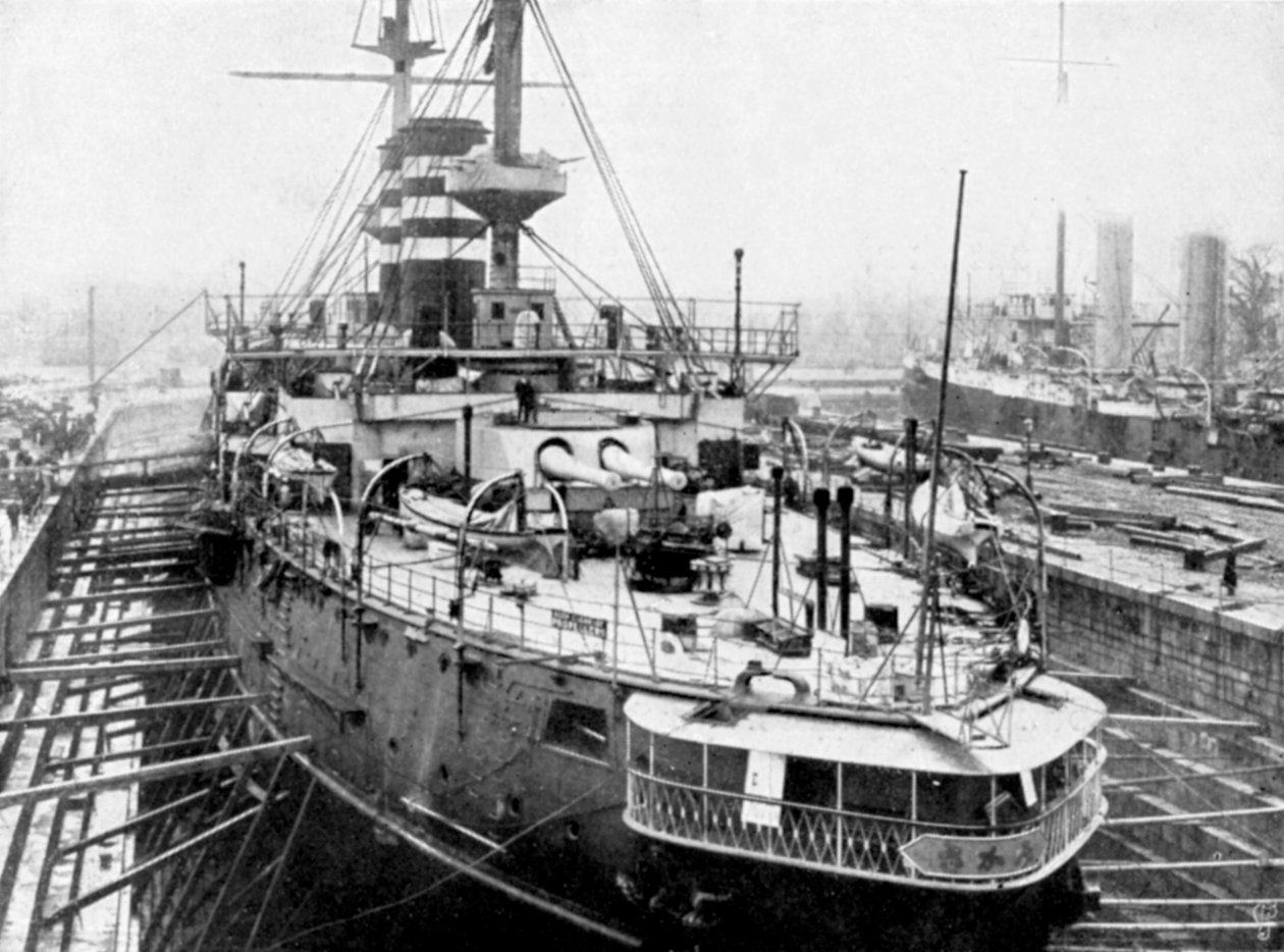 1904年，英国朴次茅斯码头的日本军舰三ika 作者 不明