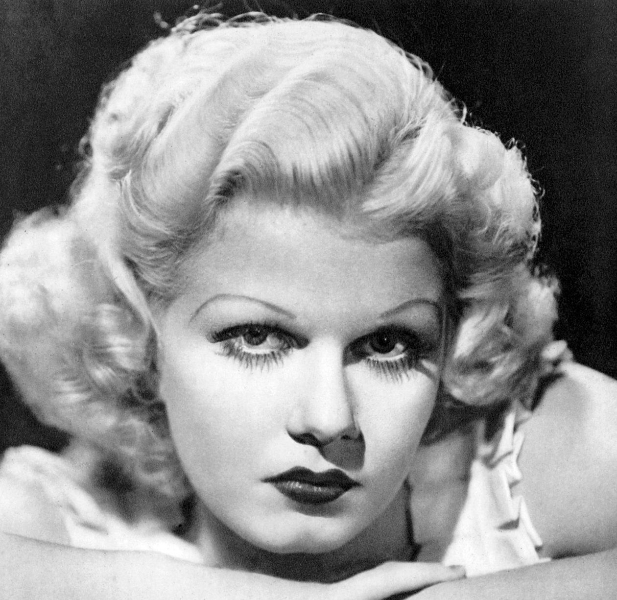 简·哈洛（Jean Harlow），美国女演员，1934-1935年 作者 不明