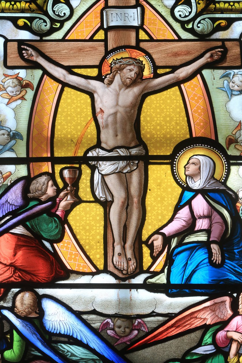 Jesus Christ on the cross. Stained glass window. Shrine of Our Lady of la Salette, La Salette-Fallavaux, France 作者 不明