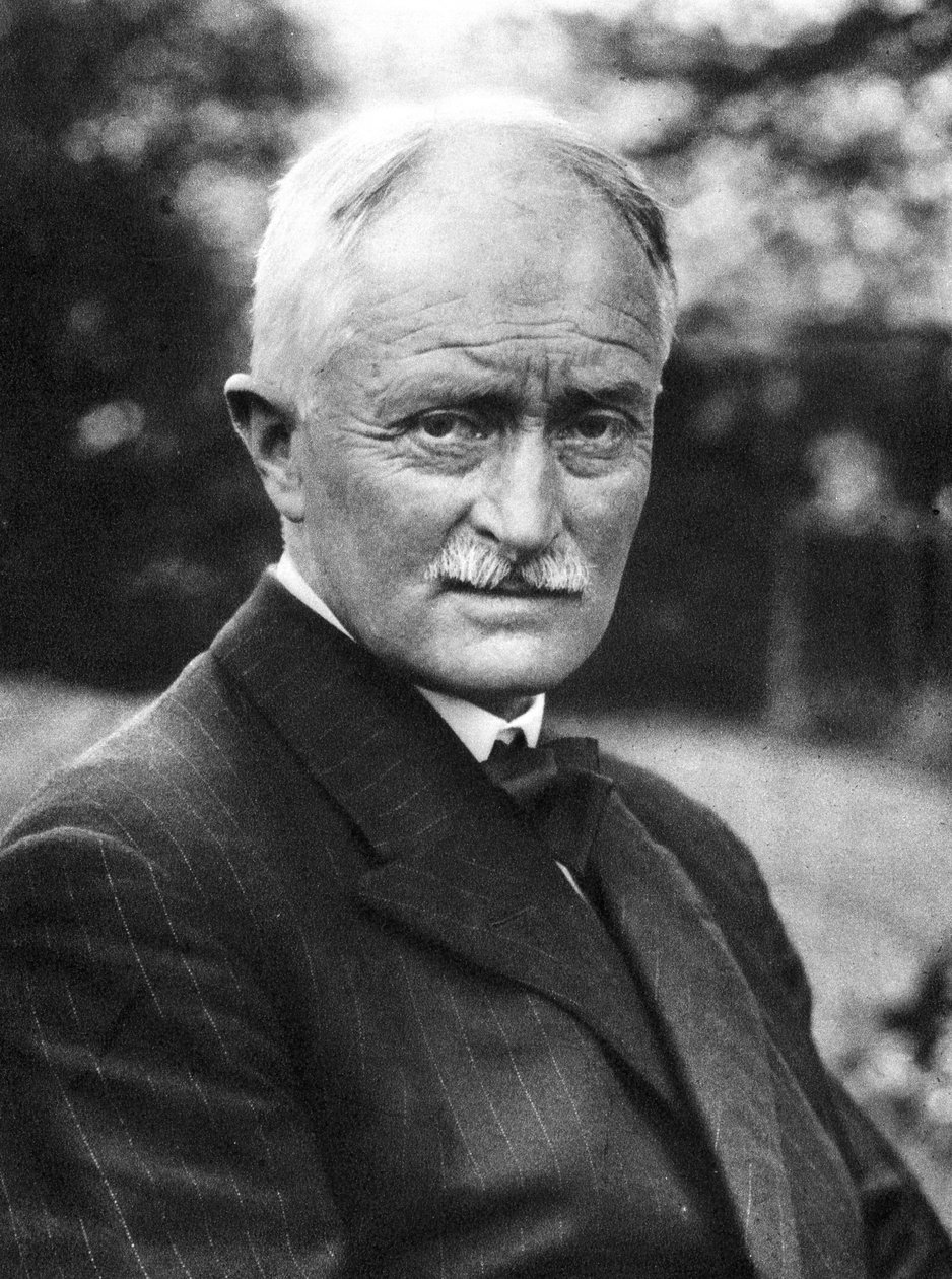 约翰·马斯菲尔德（John Masefield）1878-1967年，英国诗人和作家，二十世纪初 作者 不明