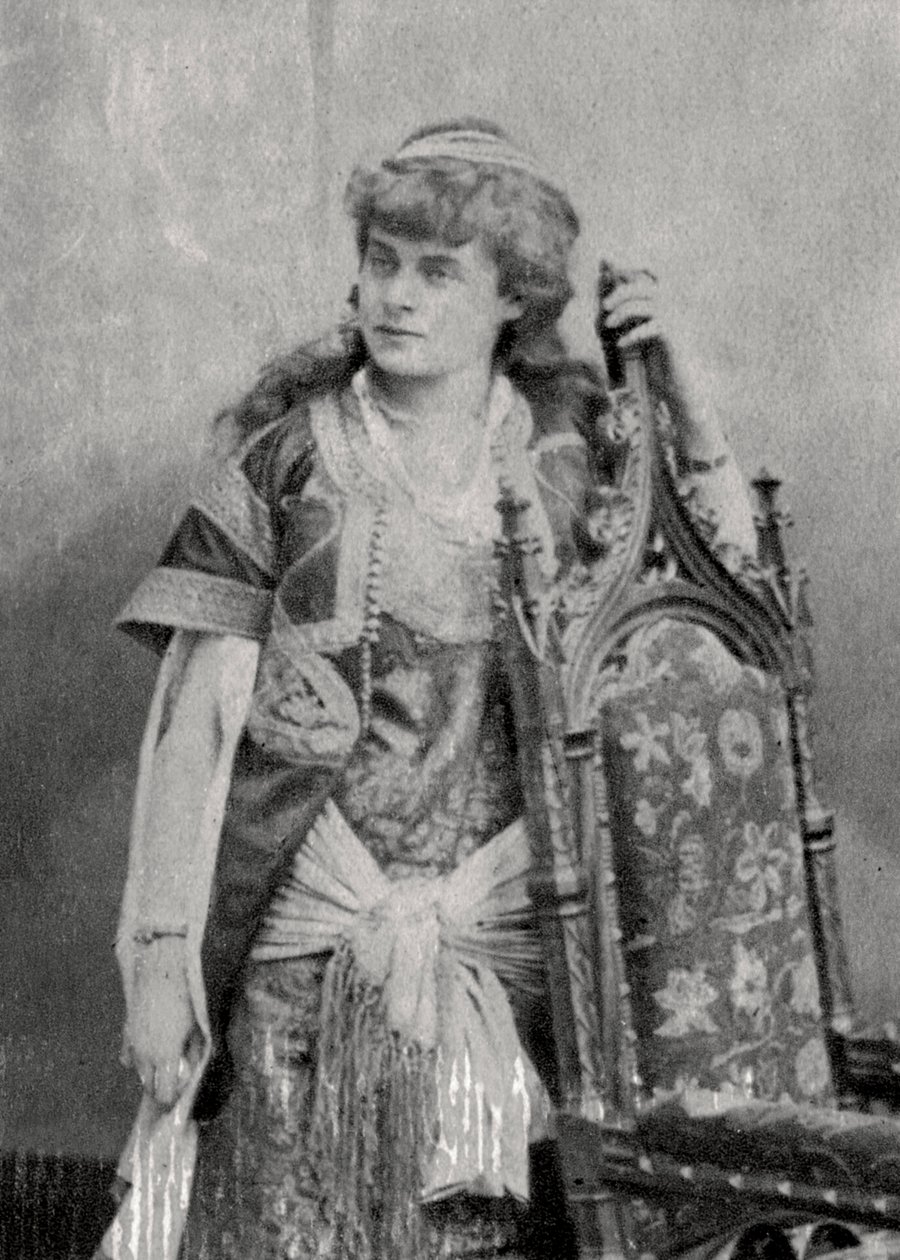朱莉·费吉恩（Julie Feyghine），法国女演员，1881年 作者 不明