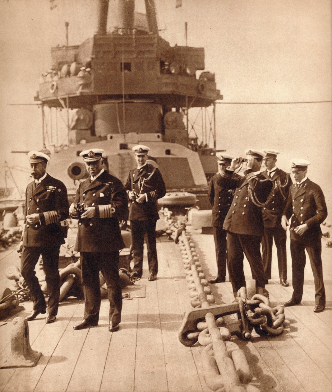 1910年代1935年，HMS海王星号上的乔治五世国王 作者 不明