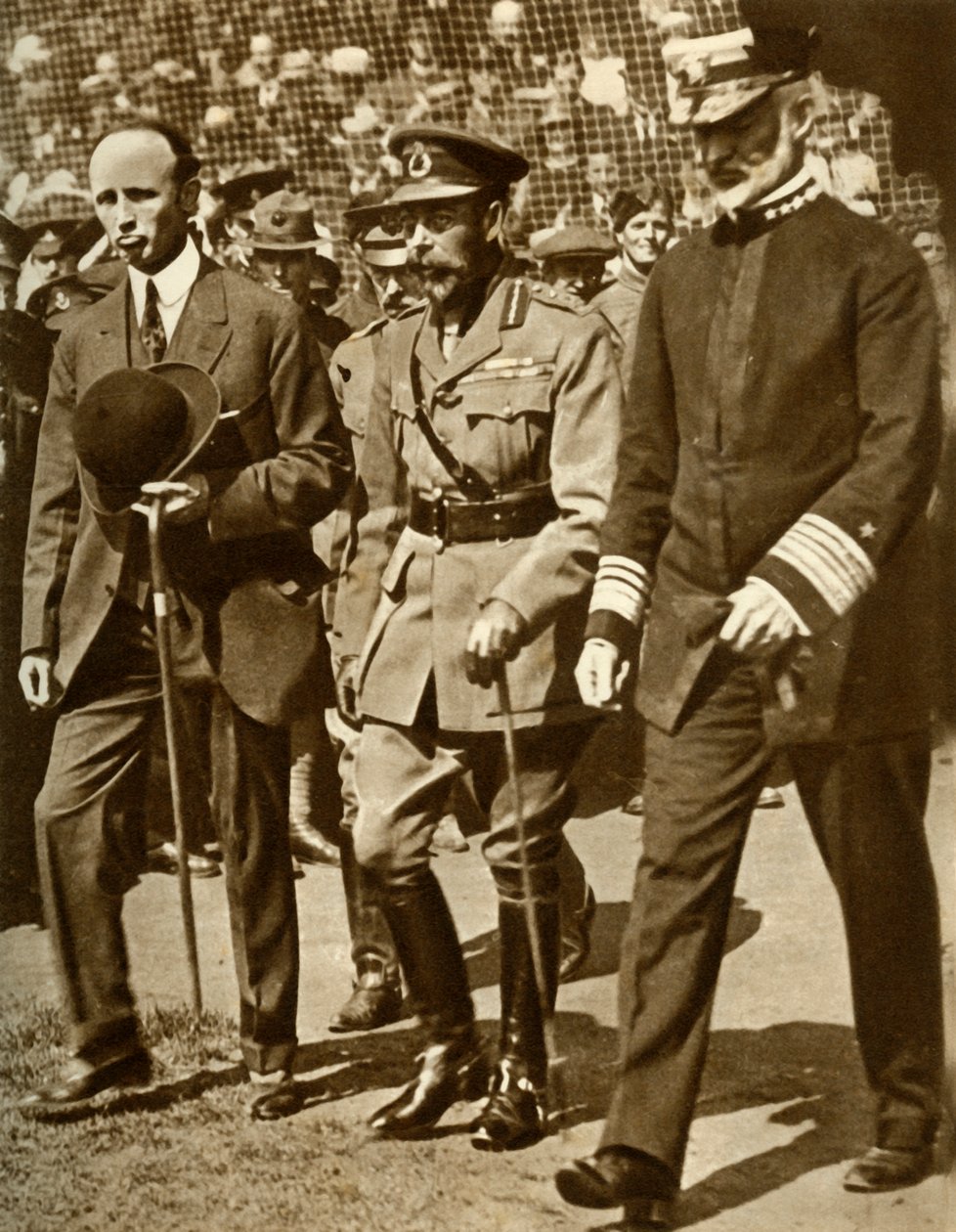 乔治五世国王1935年在伦敦斯坦福德桥参加棒球比赛。 作者 不明