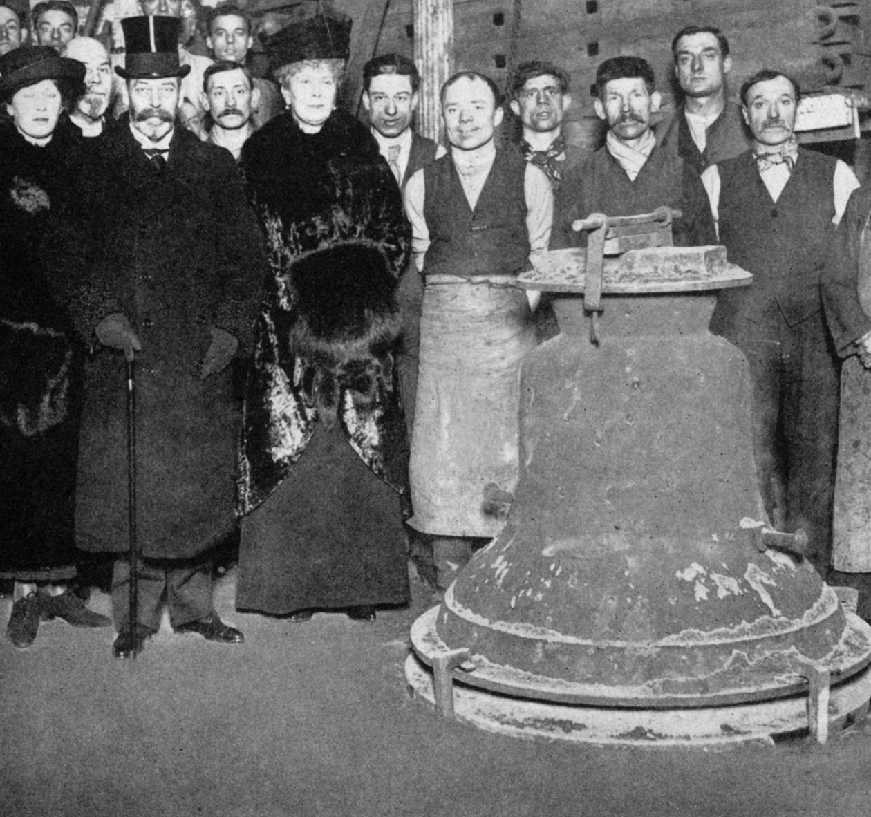 乔治国王（George King）和威斯敏斯特大教堂的胜利钟，1936年-11920年 作者 不明