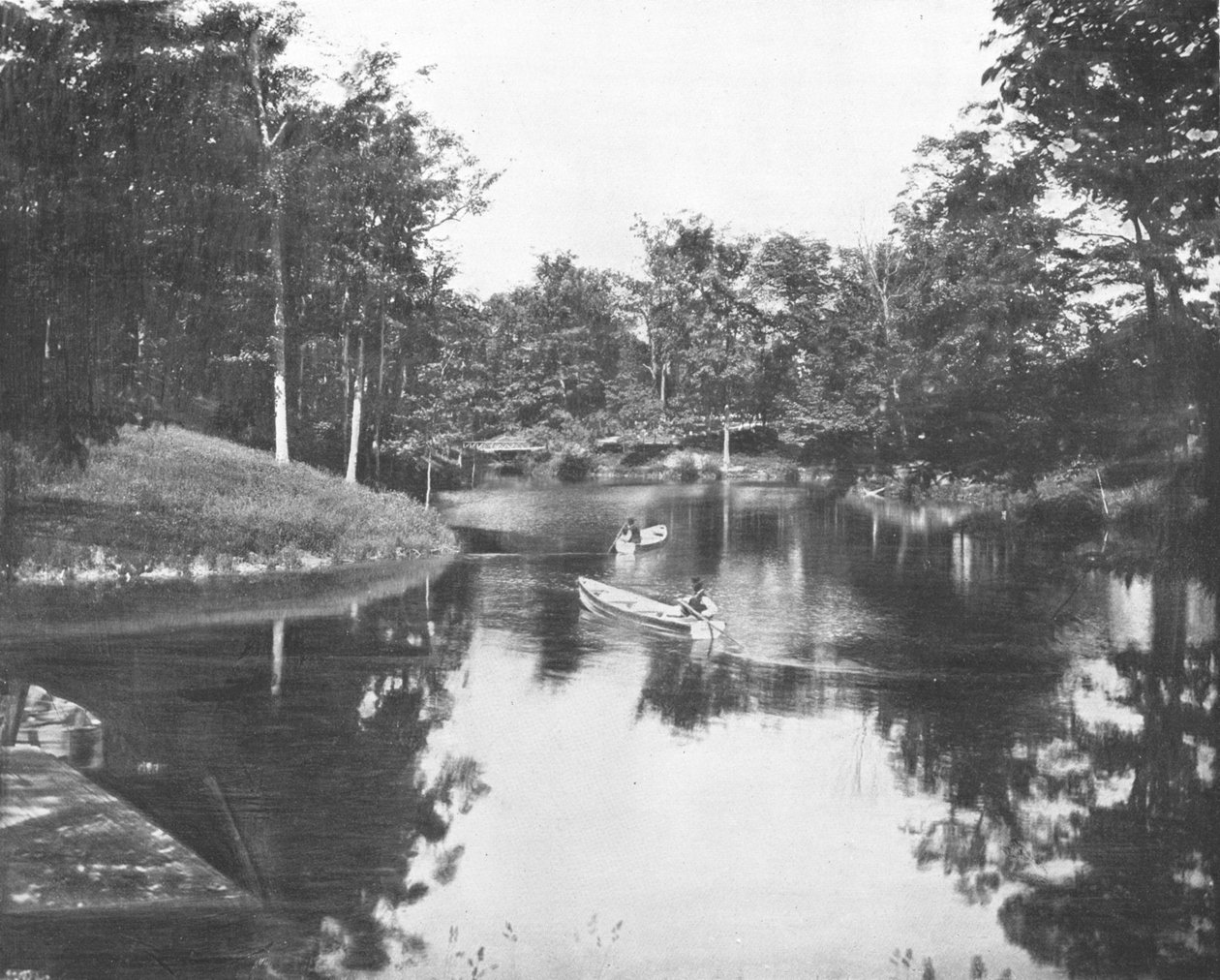 Lakelet，位于美国威斯康星州密尔沃基的士兵之家，摄于1900年。 作者 不明