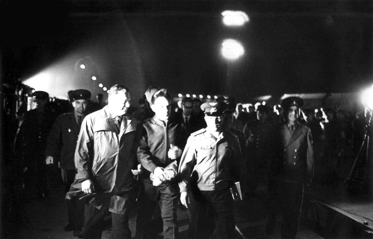 1967年4月23日，苏联拜科努尔宇航员，俄罗斯宇航员弗拉基米尔·科马罗夫的最后台阶 作者 不明