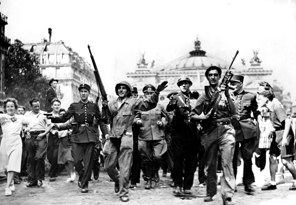 解放巴黎，1944年8月25日 作者 不明