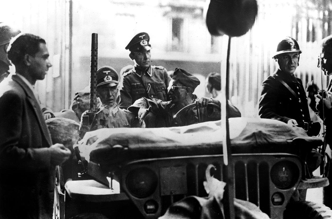 解放巴黎，1944年8月25日 作者 不明