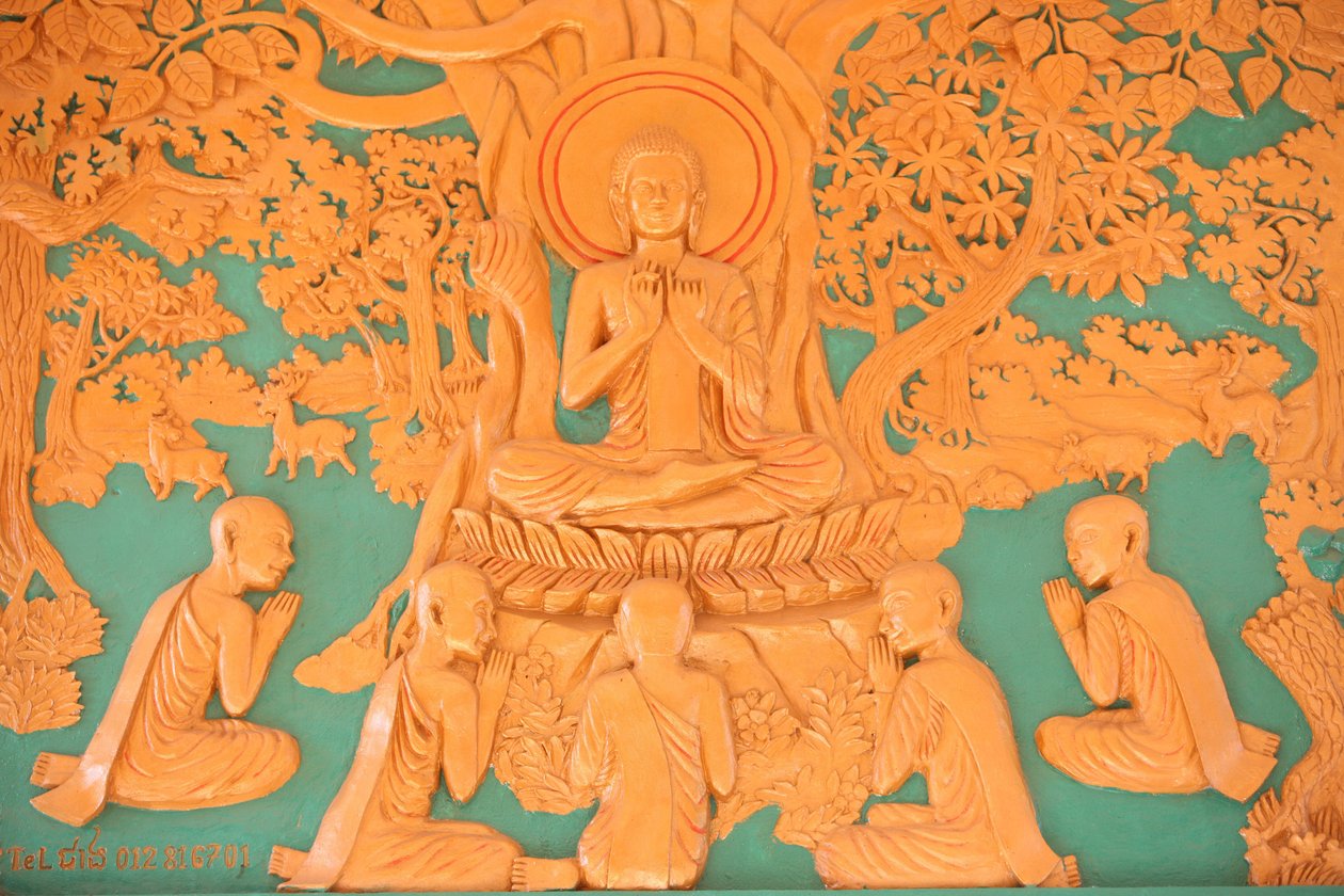 Life of Buddha. Buddha with his 5 disciples in Benares Phnom Penh Cambodia 作者 不明