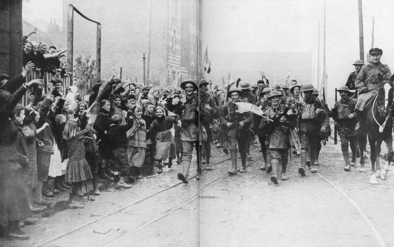 里尔于1918年10月17日被英国，法国解放 作者 不明