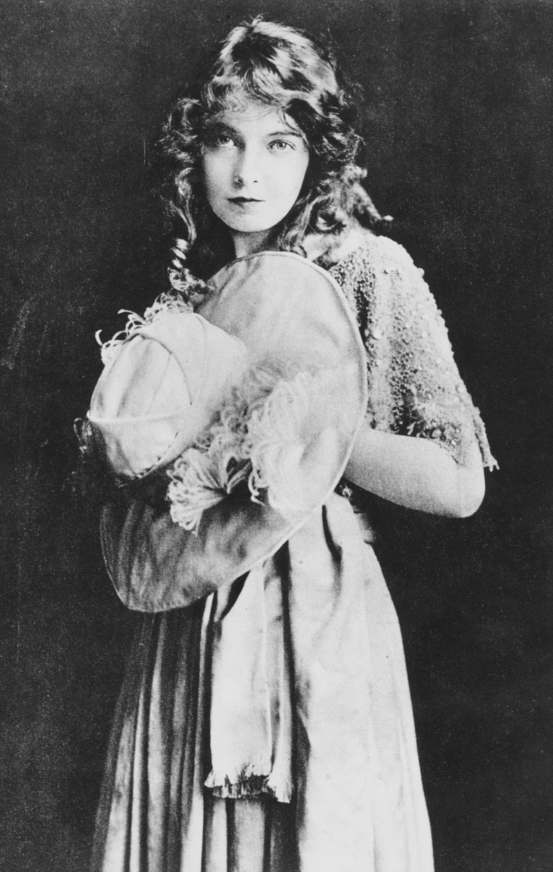 莉莲·基什（Lillian Gish）1896-1993，美国舞台和银幕女演员，1912 作者 不明