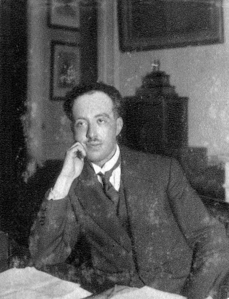 法国物理学家路易斯·德布罗意（Louis de Broglie），1933年 作者 不明