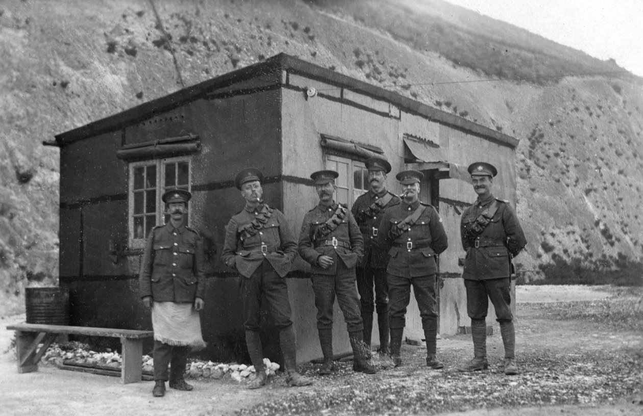 皇家海军仓库，舰队之家和阿奇克利夫堡的主要后卫，大约1916年 作者 不明