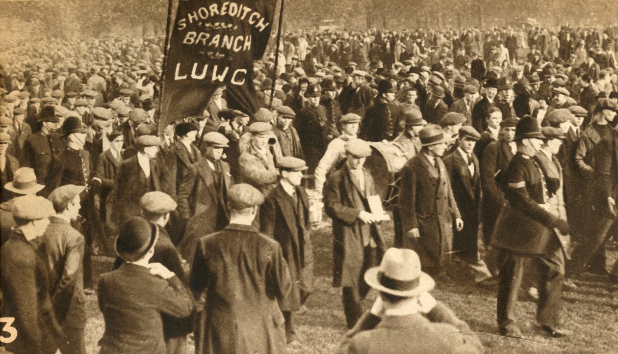 肖尔迪奇（Shoreditch）的游行者，手段测试抗议，海德公园（Hyde Park），伦敦，1932年，1933年 作者 不明