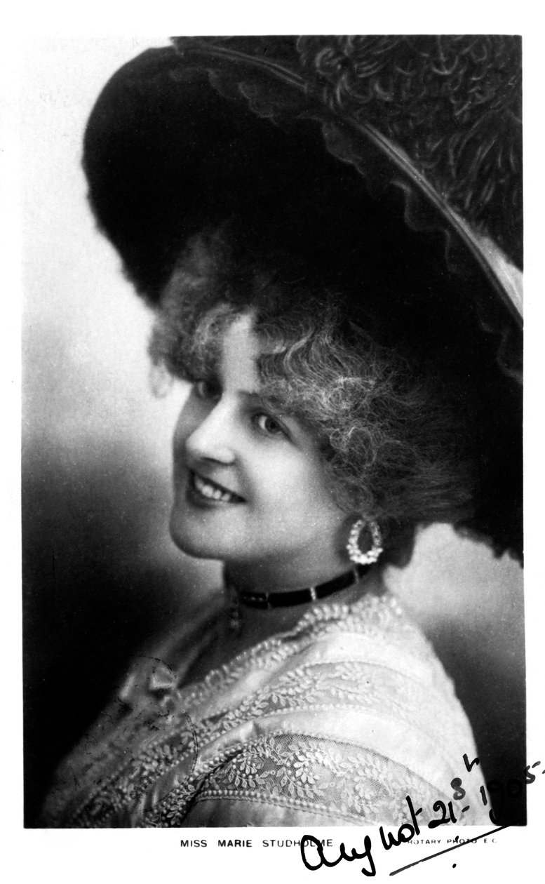 玛丽·斯图霍尔姆（Marie Studholme）1875-1930，英国女演员，1905年 作者 不明