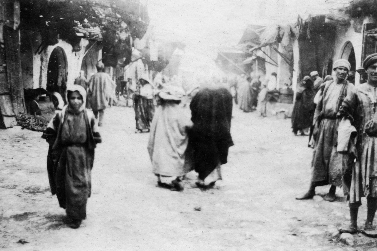 市场，摩苏尔，美索不达米亚，1918年 作者 不明