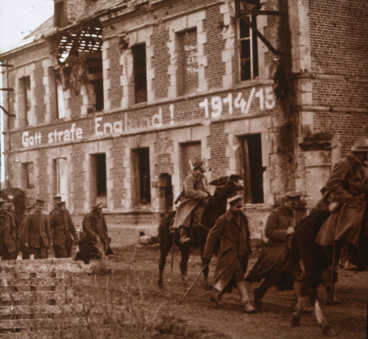 愿上帝惩罚法国北部布西勒隆的英格兰，c1914-c1918 作者 不明