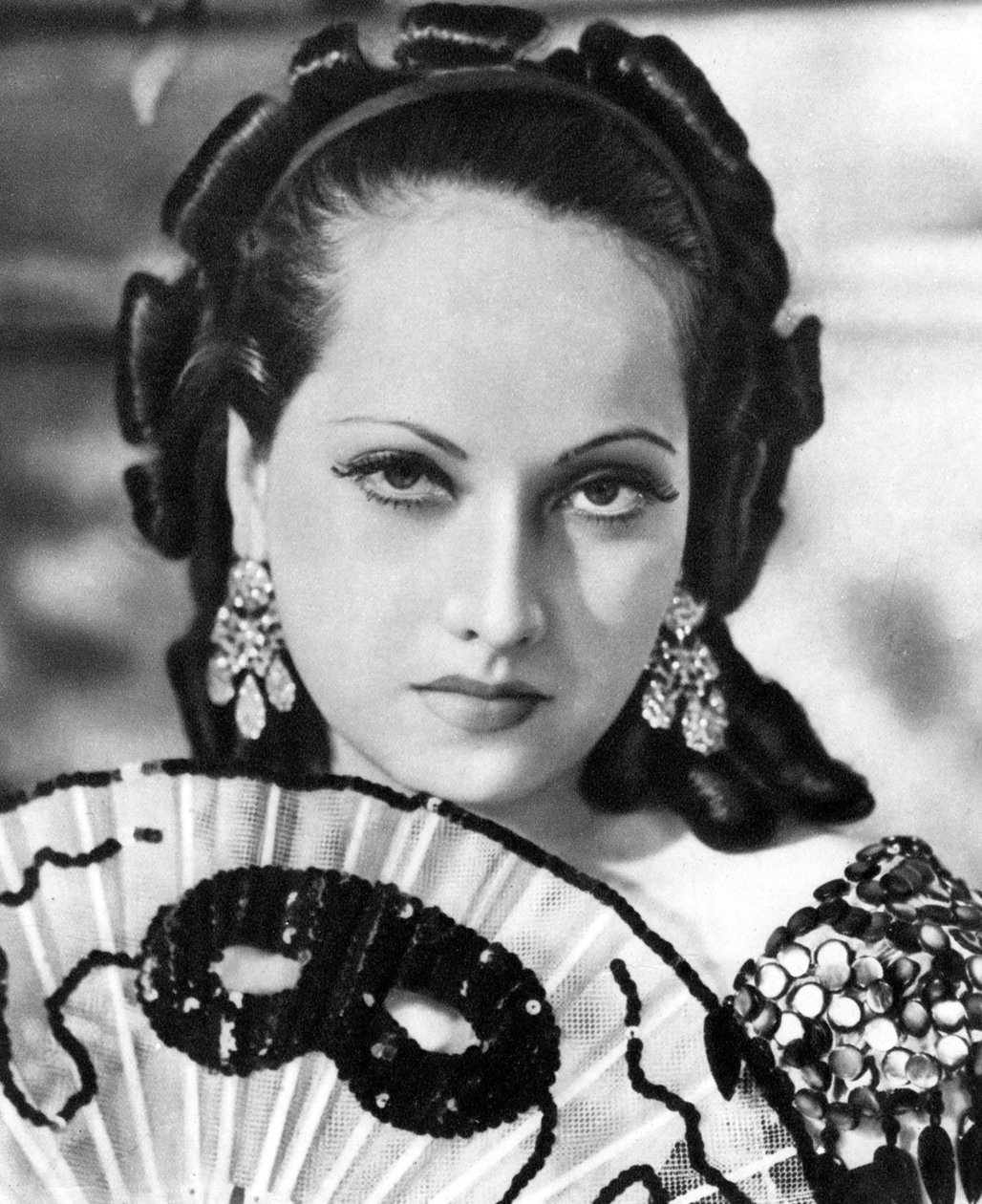 梅勒·奥伯隆（Merle Oberon），英国电影女演员，1934-1935年 作者 不明