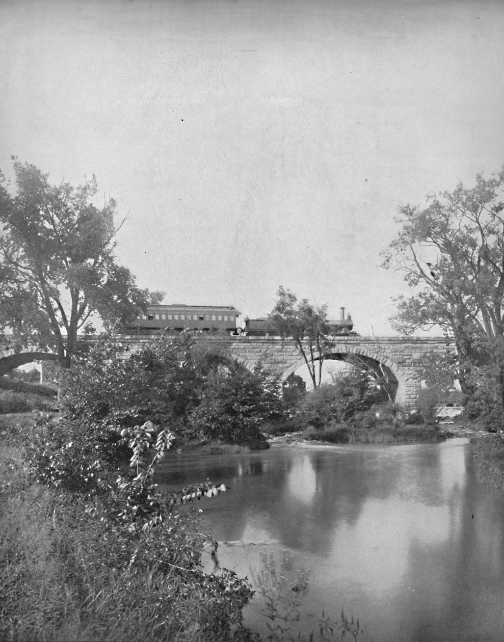 宾夕法尼亚铁路（Mill Creek Bridge），宾夕法尼亚铁路，约建于1897年。 作者 不明