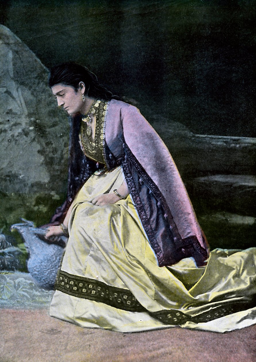 Mingrelien女人集水，c1890 作者 不明